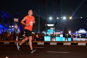 BIB: 2094
                            <button type="button" onclick="openModal(15067808)" class="btn btn-primary btn-sm float-right btn-popup" data-toggle="modal" data-target=".modal-high-quality">
                        <i class="fas fa-shopping-cart"></i> Add to Cart
                    </button>
                                            <button type="button" onclick="isThisMe(15067808, true)" class="btn btn-success btn-sm float-right btn-popup btn-isme hidden" data-toggle="tooltip" data-placement="bottom" title="นี่คือรูปของคุณใช่ไหม คลิกที่นี่เพื่อเอาเข้าอัลบั้ม">
                        <i class="fas fa-plus"></i> Add to album
                    </button>
                    <button type="button" onclick="isThisMe(15067808, false)" class="btn btn-warning btn-sm float-right btn-popup btn-isnotme hidden">
                        <i class="fas fa-ban"></i> Remove from album
                    </button>